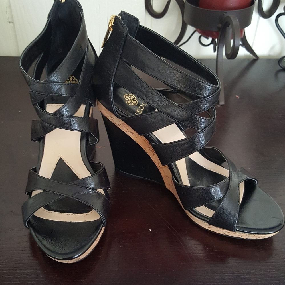 Isolá shoes